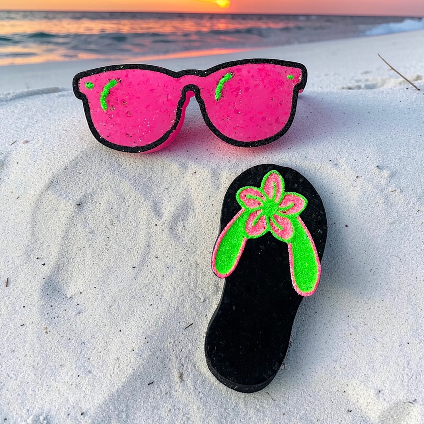 NEW! Flip-flop/Sunglasses Vent Clip Set